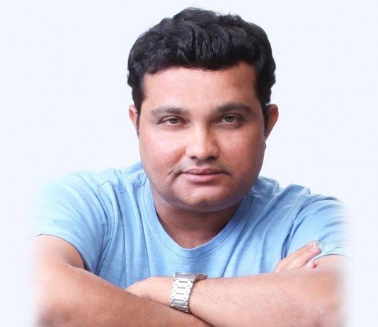 Ravi jadhav - Marathi Director Producer
