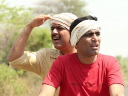 Makarand Anaspure & Sandeep Pathak - Rangaa Patangaa Marathi Movie Still Photo