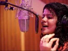Singing in Marathi is out-of-the-world experience: Palak Muchhal
