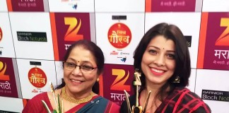 Tejaswini Pandit with her mother Jyoti Chandekar