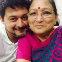 Swapnil Joshi With His Mother